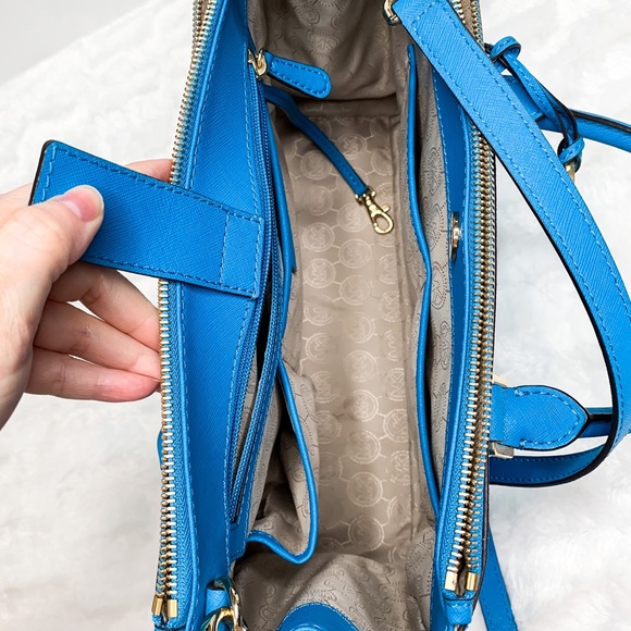 Michael Kors Authentic Kellen Leather Satchel EUC - Picture 5 of 8